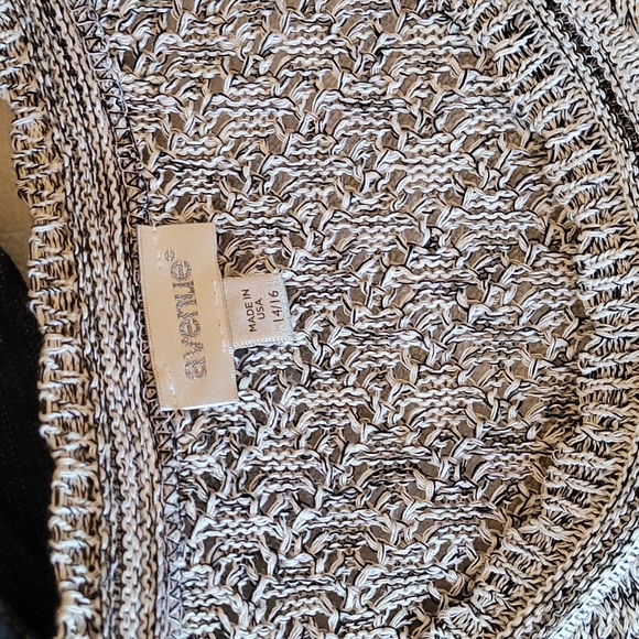 Avenue sweater - Picture 3 of 4